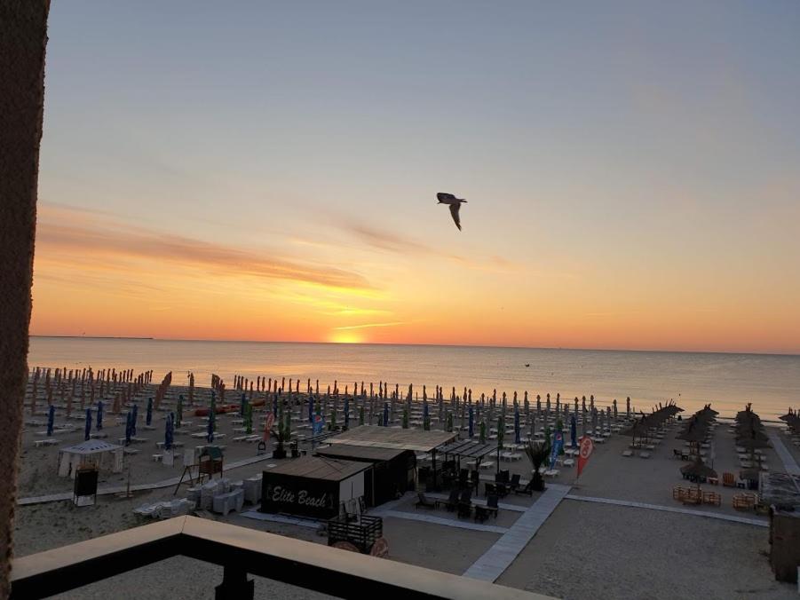 Beach Rooms Roberta Mamaia Kültér fotó